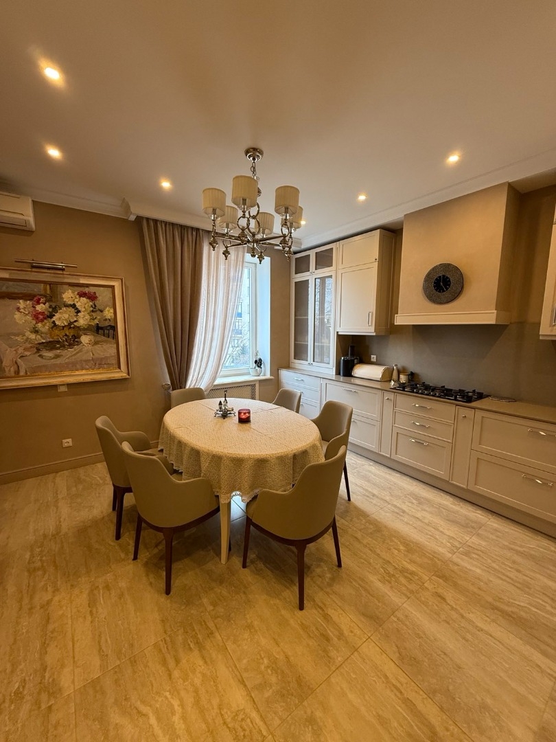 продажа трехкомнатной квартиры номер A-173525 в Приморском районе, фото номер 19